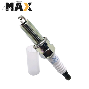 Bougies d'allumage de moteur de voiture LZKR6B-10E 18855-10060 pour <span class=keywords><strong>Kia</strong></span> <span class=keywords><strong>Soul</strong></span> Cee'D Hyundai ix20 i30 Elantra 1885510060 LZKR6B10E - Product Image 2
