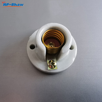 Haute qualité E10/E12/E14/E17 support de lampe en céramique résistance à haute température prise de lumière porcelaine four vis Base LV produits
