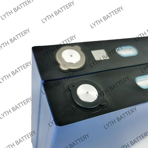 Cellule de batterie LiFePO4 3.2V 163Ah CALB L173F163 prismatique pour véhicules électriques et systèmes de stockage d'énergie, grade A, rechargeable - Product Image 5