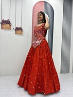 Supplier India Lehenga Choli Sutra Vichitra Mewah Desainer dengan Bordir untuk Pesta Pengantin dan Pakaian Pernikahan Tersedia untuk Dijual