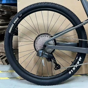 Bicicleta de Montaña de <span class=keywords><strong>Carbono</strong></span> con Transmisión Inalámbrica de 13 Velocidades, Amortiguador de Aire para Descenso Deportivo, Pintura Personalizada, Venta al Por Mayor de Bicicletas <span class=keywords><strong>MTB</strong></span> - Product Image 3