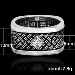Anello Unisex con Texture Intrecciata e Pietra Scintillante, Gioiello da Dito alla Moda per Uso Quotidiano - Product Image 4
