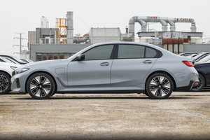 2026 Thương hiệu <span class=keywords><strong>M</strong></span>ới B <span class=keywords><strong>m</strong></span> W i3 eDrive tinh khiết điện năng <span class=keywords><strong>l</strong></span>ượng <span class=keywords><strong>m</strong></span>ới xe từ đẳng cấp thế giới nhó<span class=keywords><strong>m</strong></span> Bốn cửa nă<span class=keywords><strong>m</strong></span> chỗ ngồi sang trọng Saloon xe - Product Image 4