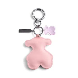 व्यक्तिगत डिजाइन कस्टम प्यारा गुलाबी भालू पु चमड़े गर्म बेच विशेष चाबी का गुच्छा
