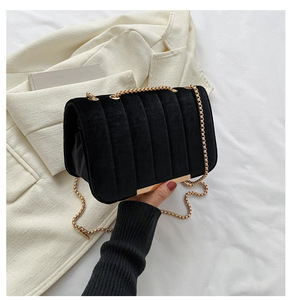Moda velluto 2025 <span class=keywords><strong>primavera</strong></span> nuova borsa a tracolla a catena elegante da donna Casual semplice borsa a tracolla con chiusura a Zip fodera in PU - Product Image 6