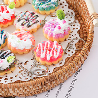 Gantungan Kunci Mini Donat Simulasi Macaron Makanan Krim Gantungan Kunci Mainan Kreatif untuk Kunci