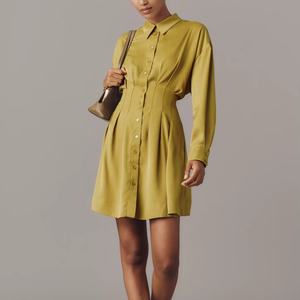 เดรสเชิ้ตแขนยาวผ้าซาตินลายดอกไม้ประดับขนเฟอร์เทียม แต่งลูกไม้ ตกแต่งด้วยผ้าลูกไม้แบบโปร่งด้านหน้า เหมาะสำหรับใส่ลำลองในฤดูร้อน - Product Image 1