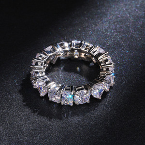 Anello con Gemma a Forma di Cuore Rettangolare per Donne, Gioiello da Dito Audace e alla Moda - Product Image 4