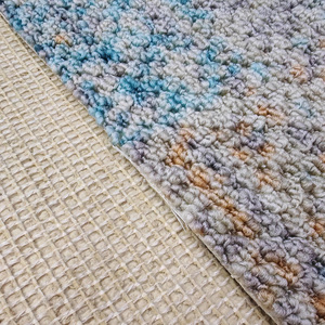 Moquette commerciale mur à mur en polyester, épaisseur 5-6 mm, largeur 4 mètres, tapis imprimé pour hall d'hôtel, bureau, salle de réunion - Product Image 1