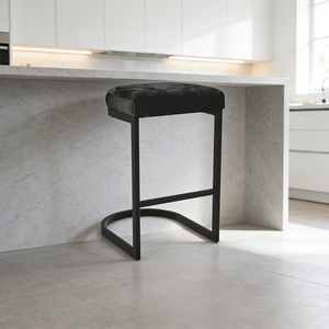 Tabouret de bar confortable en velours rembourré, base en métal noir cintrée, siège durable et élégant pour la maison, la cuisine, le comptoir de bar, le <span class=keywords><strong>restaurant</strong></span> aux États-Unis - Product Image 1