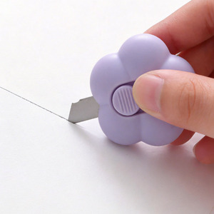 Ouvre-boîte floral, petit couteau artistique portable, lame de 3 pouces, à ressort automatique, pour étudiants et travaux manuels - Product Image 2