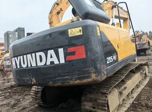 Excavatrice sur chenilles Hyundai d'occasion, 80% neuve, 215VS, faible nombre d'heures, moteur Cummins d'origine chinoise, 21 tonnes, godet de 0,92 m, boîte de vitesses, moteur - Product Image 2