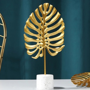 QUALITY COLLECTION Home Decor Metal Maple Leaf Aluminum Sculpture Marble Base Modern Eco-Friendly Handmade Christmas Tabletop - Product Image 1