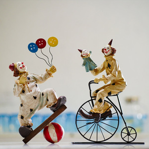 Personaje de payaso nórdico de Navidad nórdica, artesanías de resina, decoración creativa para el hogar para entrada de escritorio, Comercio Exterior, estilo Feng Shui - Product Image 4