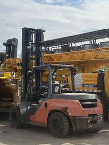 Chariot élévateur diesel Toyota Fd80 d'occasion avec cabine Diesel/GPL 2,5/3/4/5/7/8/10/12/15/16/18 tonnes Heli/Tcm/Komatsu/Mitsubishi à vendre - Product Image 2