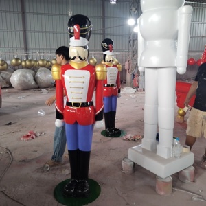 Sculpture de roi <span class=keywords><strong>casse</strong></span>-noisettes en fibre de verre pour extérieur, idéale pour la décoration de Noël et d'événements, en résine, pour affichage festif en centre commercial - Product Image 6