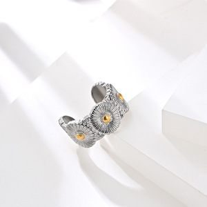 Daisy Pattern <b>Titanium</b> Steel <b>Ring</b> 18K Gold Plated Men's Fashion Jewelry Gift - Product Image 2