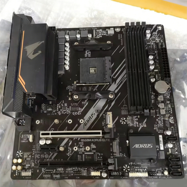 B550M AORUS ELITE Desktop Motherboard In Tel Chipset DDR4 RAM Socket R5 5600G/5700G Processors M-ATX