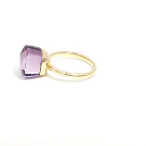 Nouvelle bague solitaire en améthyste cabochon, best-seller, en or jaune 18 carats - Product Image 4