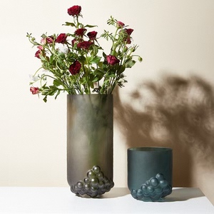Nouveau vase rétro et antique de style chinois - Product Image 3