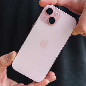 iPhone 15 5G Original Desbloqueado Reacondicionado Grado AA+ 99% Nuevo Pantalla de 6.1 Pulgadas con <span class=keywords><strong>12</strong></span> Meses de Garantía - Product Image 3