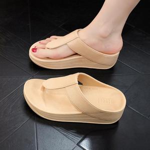 Kadın kurtarma kalın kama Flip flop rahat kemer destek tanga sandalet yumuşak taban açık plaj havuzu için - Product Image 2