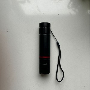 CREE T6 ไฟฉาย LED 2000 ลูเมนส์ไฟฉายพกพากลางแจ้งแบบซูมได้พร้อมเชือกคล้อง - Product Image 2