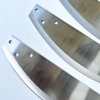 Cuchilla Industrial de Acero Inoxidable en Forma de Media Luna Curvada para Cortadora de Vegetales con Orificios de Montaje Personalizados