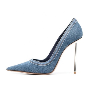 Escarpins à talons aiguilles ultra fins en jean chic pour femme, grande taille 45, à bout pointu - Product Image 1