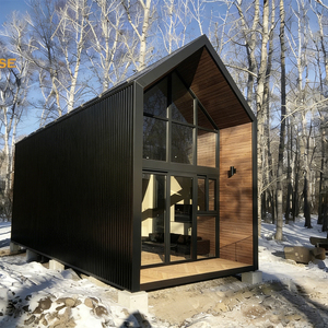 Maisonnette triangulaire moderne de luxe, étanche, prête à être expédiée, préfabriquée, style maison de <span class=keywords><strong>plage</strong></span> tropicale, sur échasses, en acier modulaire, pour usage hôtelier - Product Image 1