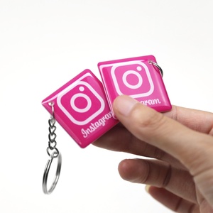 Llavero NFC Inteligente de 13.56mhz con Chip RFID, Llavero NFC con Etiqueta para Redes Sociales, Llavero NFC de Epoxi para Instagram - Product Image 4