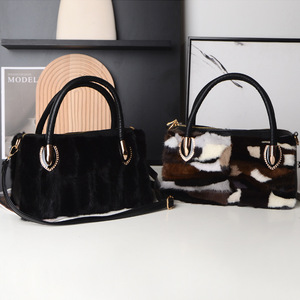 กระเป๋าใส่โทรศัพท์ขนมิงค์แท้กระเป๋าสะพายไหล่ฤดูหนาวขนาดเล็ก - Product Image 1