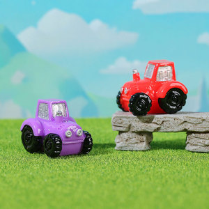 Mini figura de tractor de resina, juguete fundido a presión para niños de 2 a 4 años, decoración de escritorio, juego unisex con temática de granja - Product Image 2