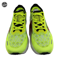 Chaussures de course durables à empeigne en maille personnalisée, production en gros en usine, forme de course aérodynamique, pour équipes sportives, été, vente en gros