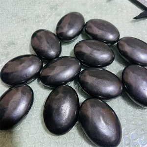 <span class=keywords><strong>Pietra</strong></span> <span class=keywords><strong>di</strong></span> preoccupazione <span class=keywords><strong>di</strong></span> <span class=keywords><strong>Shungite</strong></span> nera naturale | <span class=keywords><strong>Pietra</strong></span> <span class=keywords><strong>di</strong></span> palma portatile per alleviare lo Stress, schermatura EMF e guarigione spirituale - Product Image 2