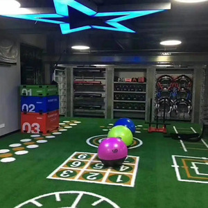 Özelleştirilmiş spor salonu spor döşeme sentetik çim 15mm kazık yüksekliği yumuşak ve Fitness kulübü ve Golf için - Product Image 5