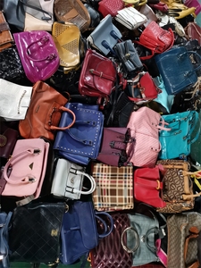 Bolsos Usados de Alta Calidad en Oferta, Paquete Mixto, Bolsos de Moda Cruzados y de Hombro para Mujer, de Segunda Mano, Poliéster/Algodón - Product Image 4