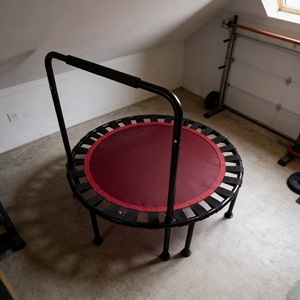 Trampolín Resistente <span class=keywords><strong>para</strong></span> <span class=keywords><strong>Adultos</strong></span>, Mini, con Capacidad de Carga de 300 kg <span class=keywords><strong>para</strong></span> Mayor Seguridad - Product Image 1