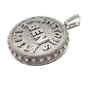 Collar con colgante de diamante de moissanita brillante con piedra redonda brillante para joyería de boda a los mejores precios - Product Image 3