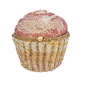 Sac à main de soirée chic pour femme, orné de strass et de cristaux, idéal pour les banquets et dîners - Product Image 4