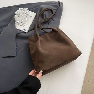 Bolsos Casuales de Gran Capacidad para Mujer Más Vendidos en 2025, Bolsos de Hombro y Bandolera Simples de Color Sólido en Gamuza - Product Image 1