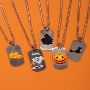 Collier pendentif chien en acier inoxydable pour Halloween, bijou de fête à thème dessin animé - Product Image 1