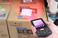 PDA Resistente con Teclado Completo de 4'' y 26 Teclas, Android 15, 4G, IP65/810G, Escáner de Código de Barras 2D, Lector RFID, Teléfono Inteligente, OEM/ODM en Stock
