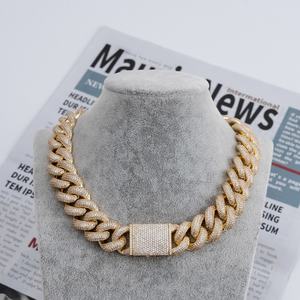 Cadena Cubana de Latón con Micro Pavé de Circonita Cúbica y Baño de Oro de 14K, Joyería de Moda Hip Hop - Product Image 5