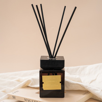 Difusor de Aromas Aikun de 2200 ml, Bajo MOQ, Aroma Personalizado de Larga Duración (6 Meses), Botella de Vidrio Ámbar con Etiqueta y Logotipo, Set en Caja Marrón para Vendedores