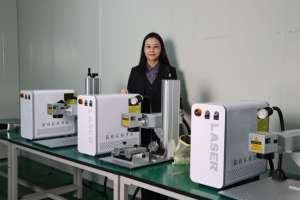 JPT <span class=keywords><strong>MOBA</strong></span> 100W 60W 50W 30W เครื่องทำเครื่องหมายเลเซอร์2D ไฟเบอร์ใหม่ DXF PLT สำหรับเครื่องประดับปืนแก้วมัค - Product Image 2