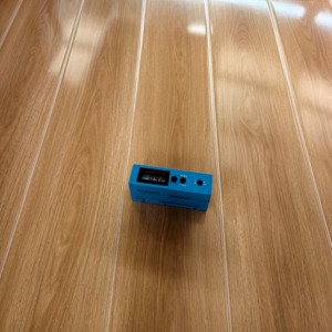 Muestra gratis 8mm 10mm 12mm piso de madera impermeable Fácil instalación clic <span class=keywords><strong>Ac5</strong></span> AC4 HDF suelo laminado con precio barato - Product Image 6