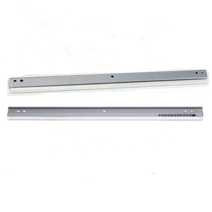 Lame de nettoyage et de transfert du tambour <span class=keywords><strong>RST</strong></span> Kyocera FS-C8020/C8025/C8520/C8525/2550/2551 – Garantie 12 mois - Product Image 1