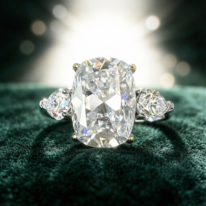 Bague de fiançailles de luxe Provence Jewelry en argent sterling plaqué rhodium avec pierre de moissanite taille poire couleur DEF, cadeau pour femme - Product Image 2