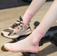 Chaussettes de sport en nylon pour femmes, respirantes, anti-odeur, antibactériennes, à fond éponge, évacuant l'humidité, pour le printemps